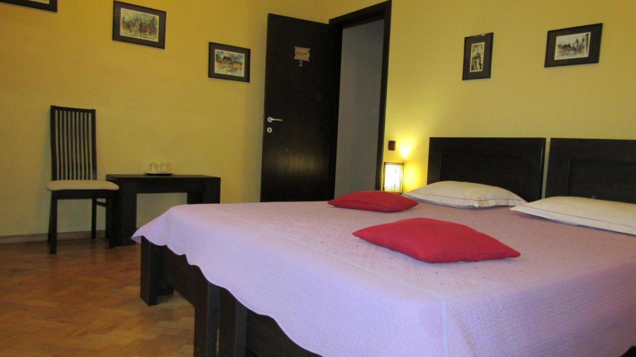 Rami House Central Double Rooms Brasov Exterior photo