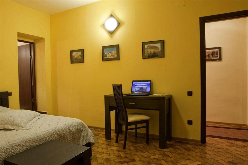 Rami House Central Double Rooms Brasov Exterior photo