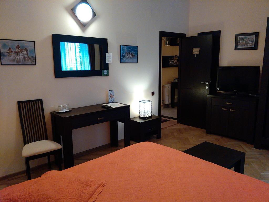 Rami House Central Double Rooms Brasov Room photo